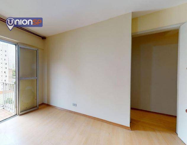 Apartamento à venda com 2 quartos, 64m² - Foto 4