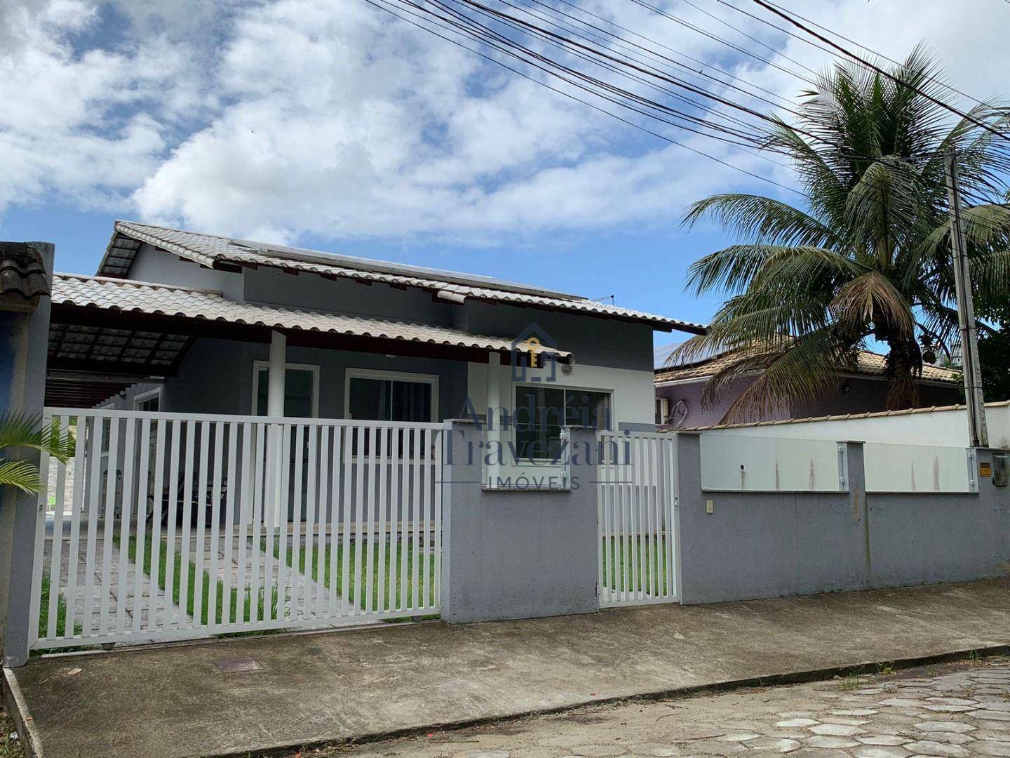 Casa à venda com 3 quartos, 105m² - Foto 1