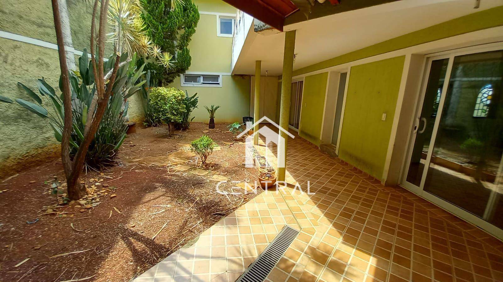 Sobrado à venda com 4 quartos, 257m² - Foto 8