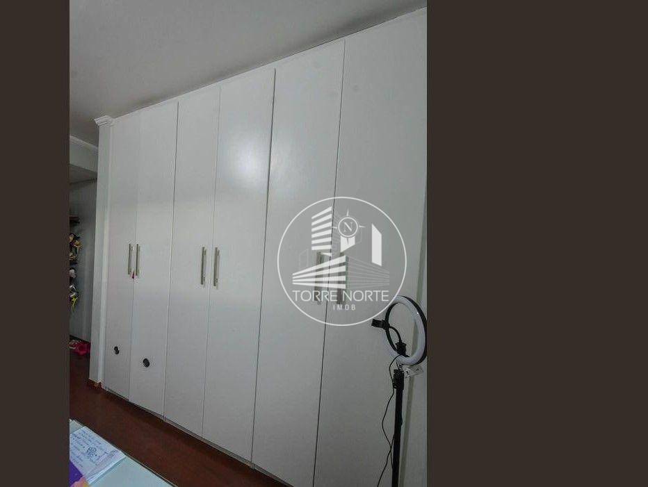 Apartamento à venda com 3 quartos, 143m² - Foto 19