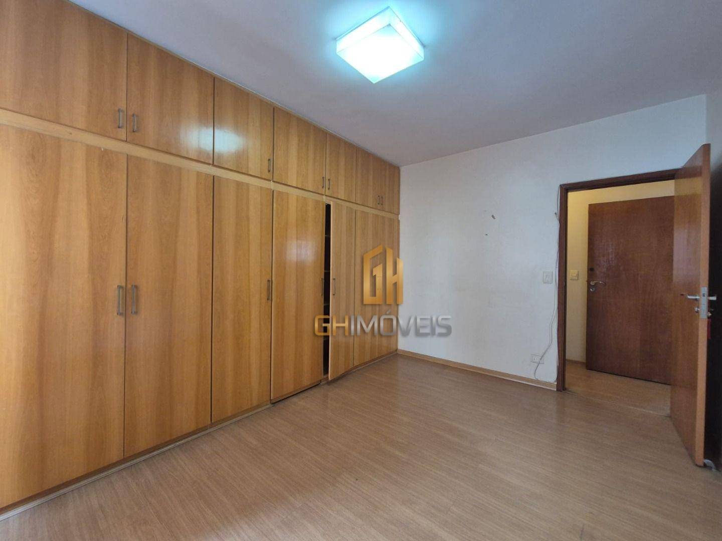 Apartamento à venda com 4 quartos, 252m² - Foto 12