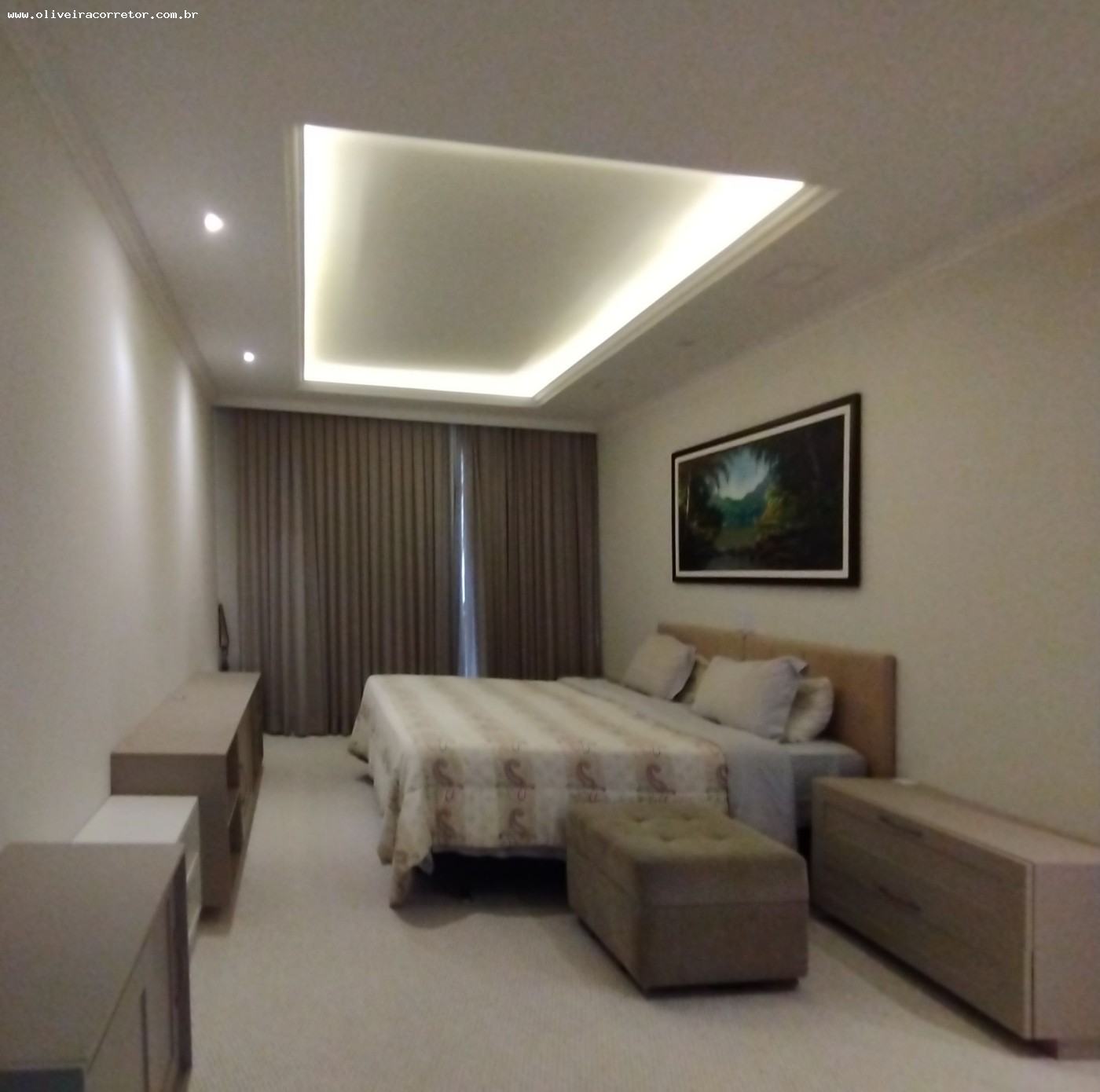 Casa à venda com 4 quartos, 337m² - Foto 5