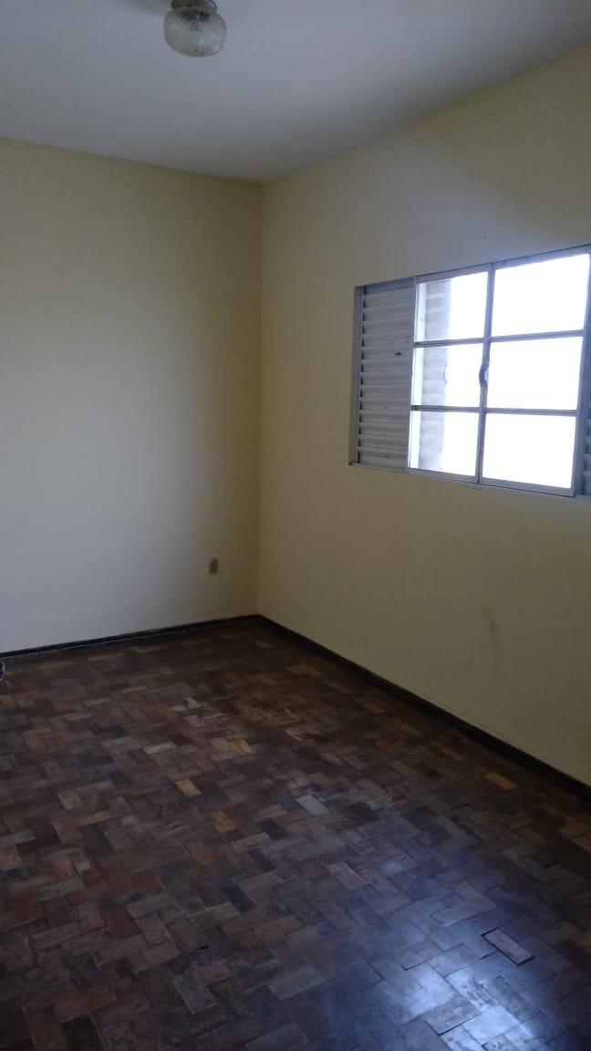 Casa à venda com 2 quartos, 100m² - Foto 5