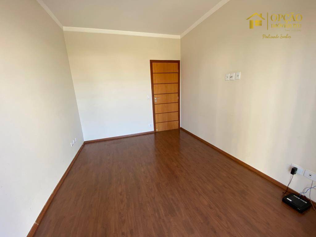 Casa à venda com 3 quartos, 260m² - Foto 9