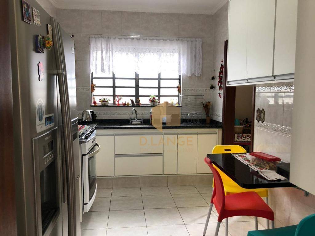 Casa à venda com 3 quartos, 182m² - Foto 14