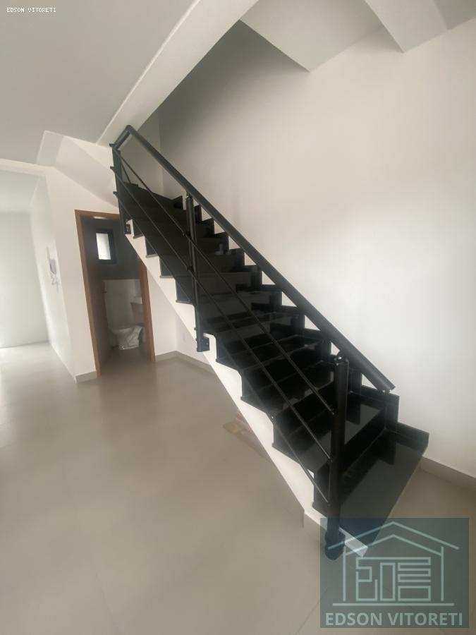 Sobrado à venda com 2 quartos, 96m² - Foto 3