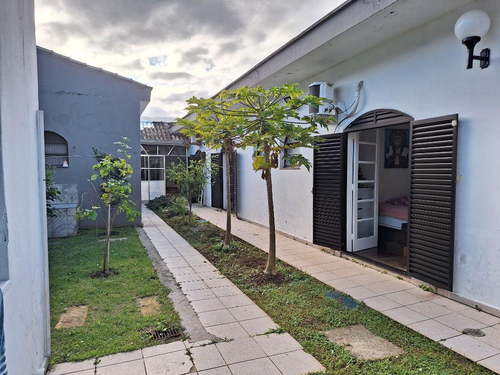 Casa à venda com 4 quartos, 402m² - Foto 18