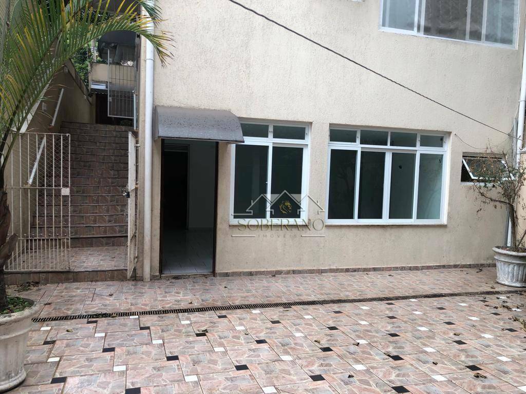 Sobrado à venda e aluguel com 3 quartos, 450m² - Foto 17