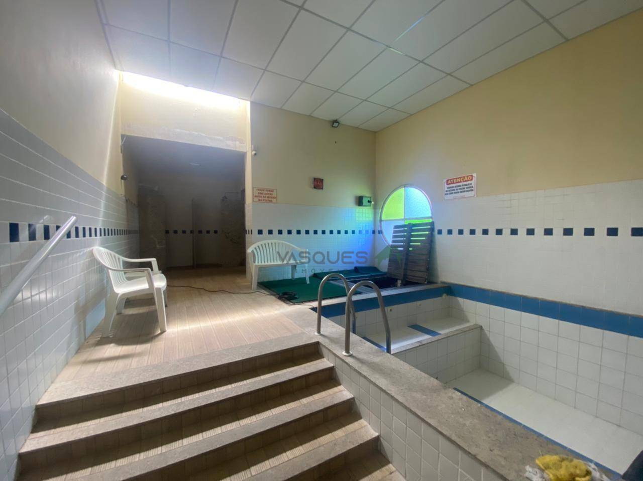 Apartamento à venda com 2 quartos, 67m² - Foto 19