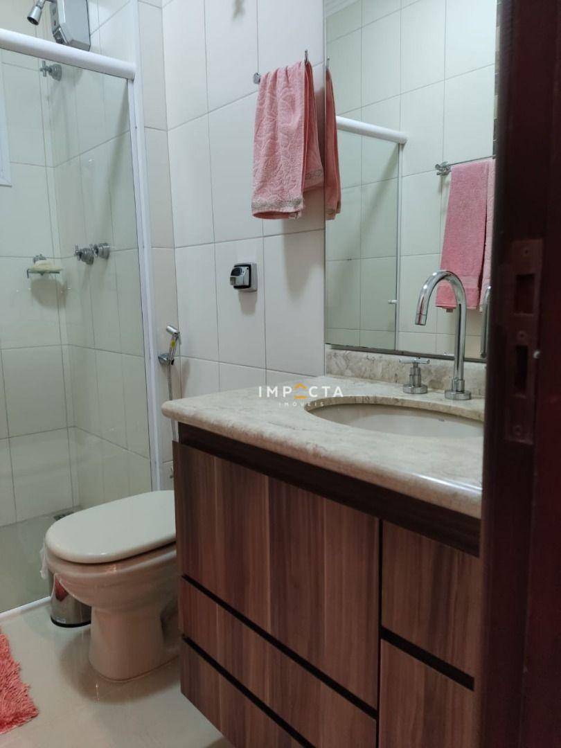 Apartamento à venda com 3 quartos, 179m² - Foto 13