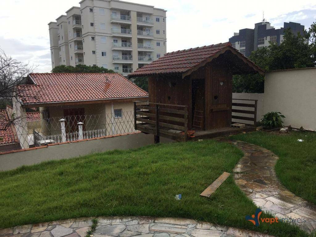 Casa de Condomínio à venda com 4 quartos, 400m² - Foto 16