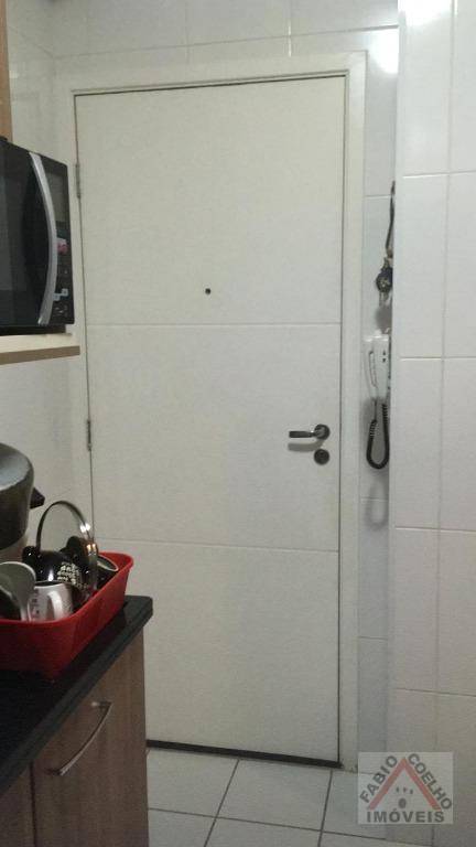 Apartamento à venda com 2 quartos, 75m² - Foto 21