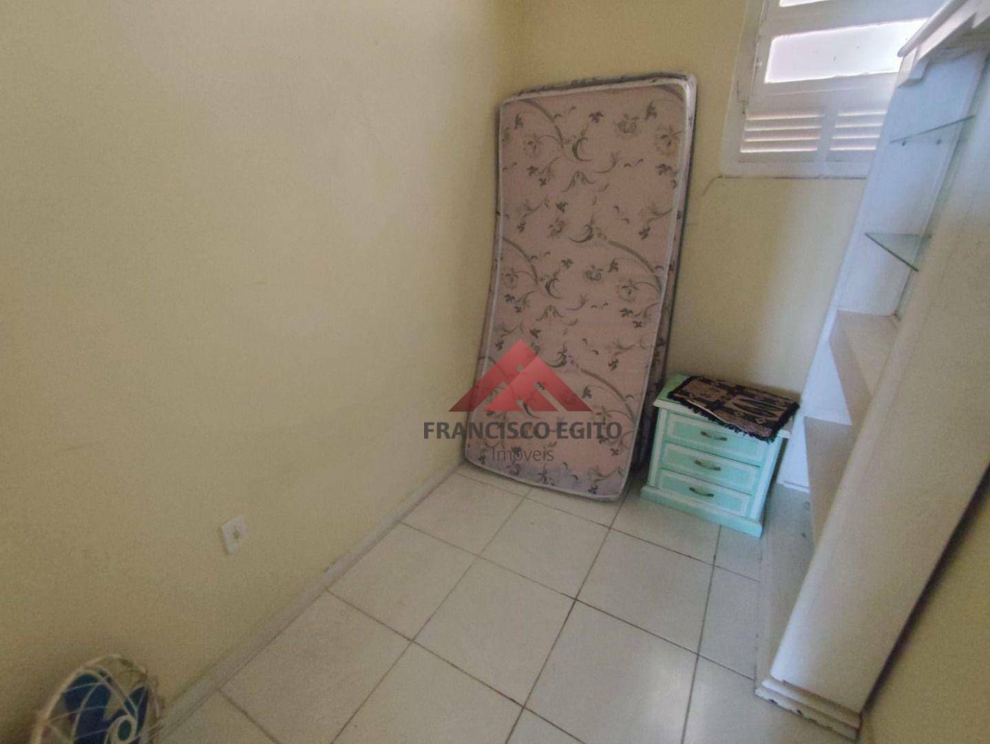 Apartamento para alugar com 2 quartos, 120m² - Foto 15