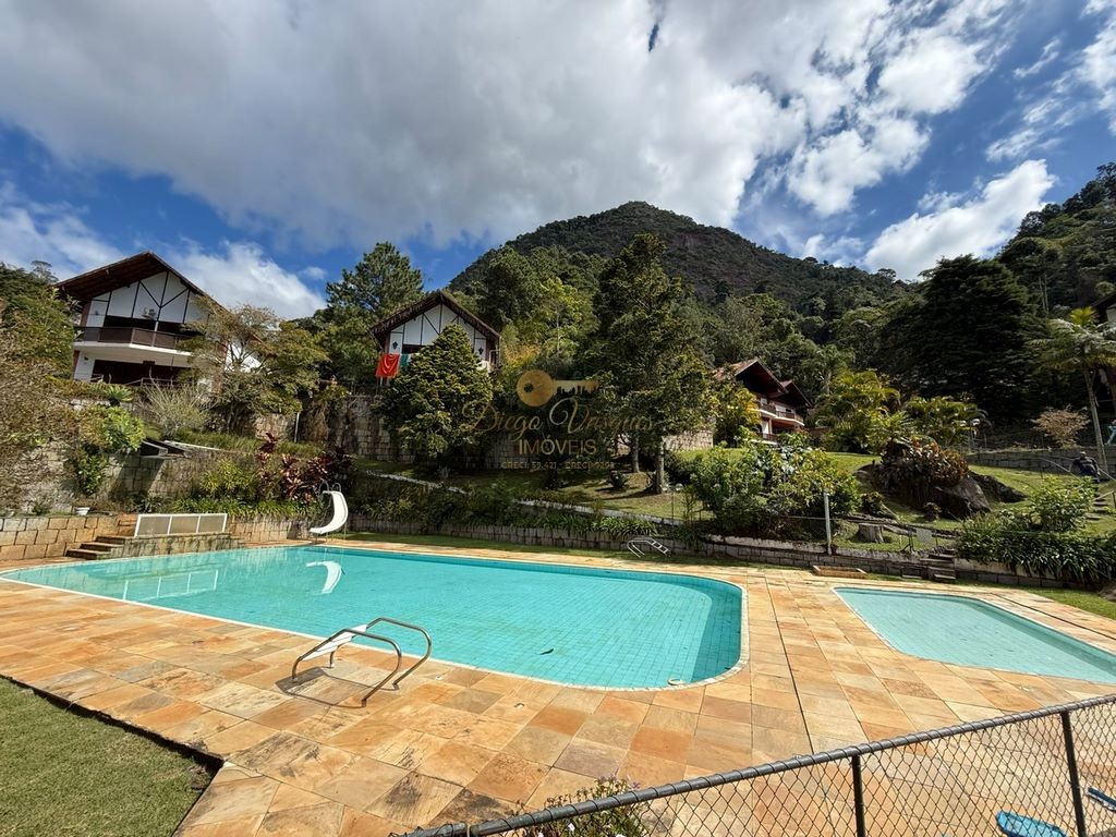 Casa de Condomínio à venda com 3 quartos, 320m² - Foto 31