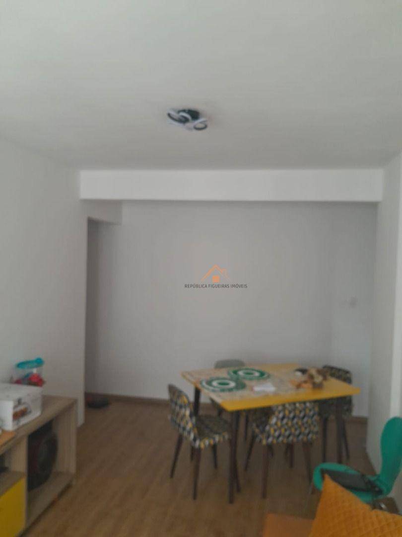 Casa à venda com 2 quartos, 70M2 - Foto 10