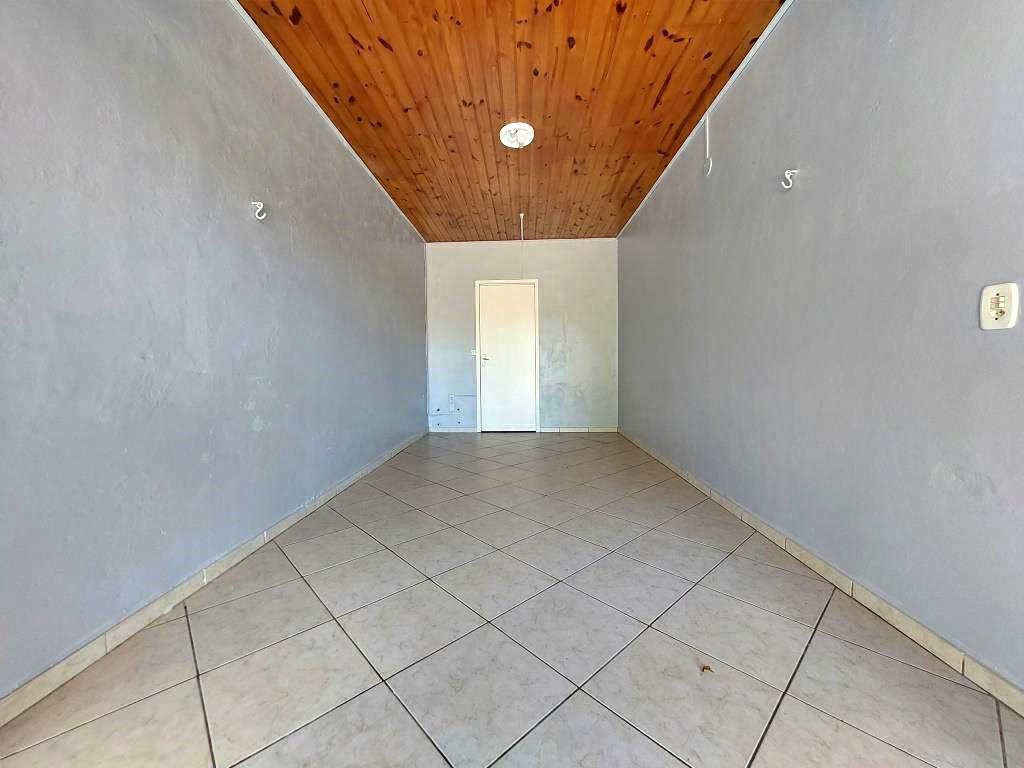 Casa à venda com 3 quartos, 98m² - Foto 10