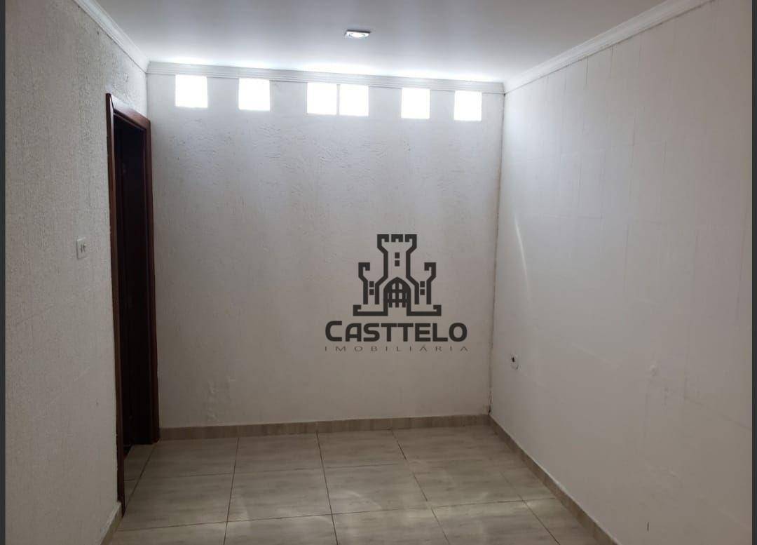 Casa à venda com 4 quartos, 196m² - Foto 14