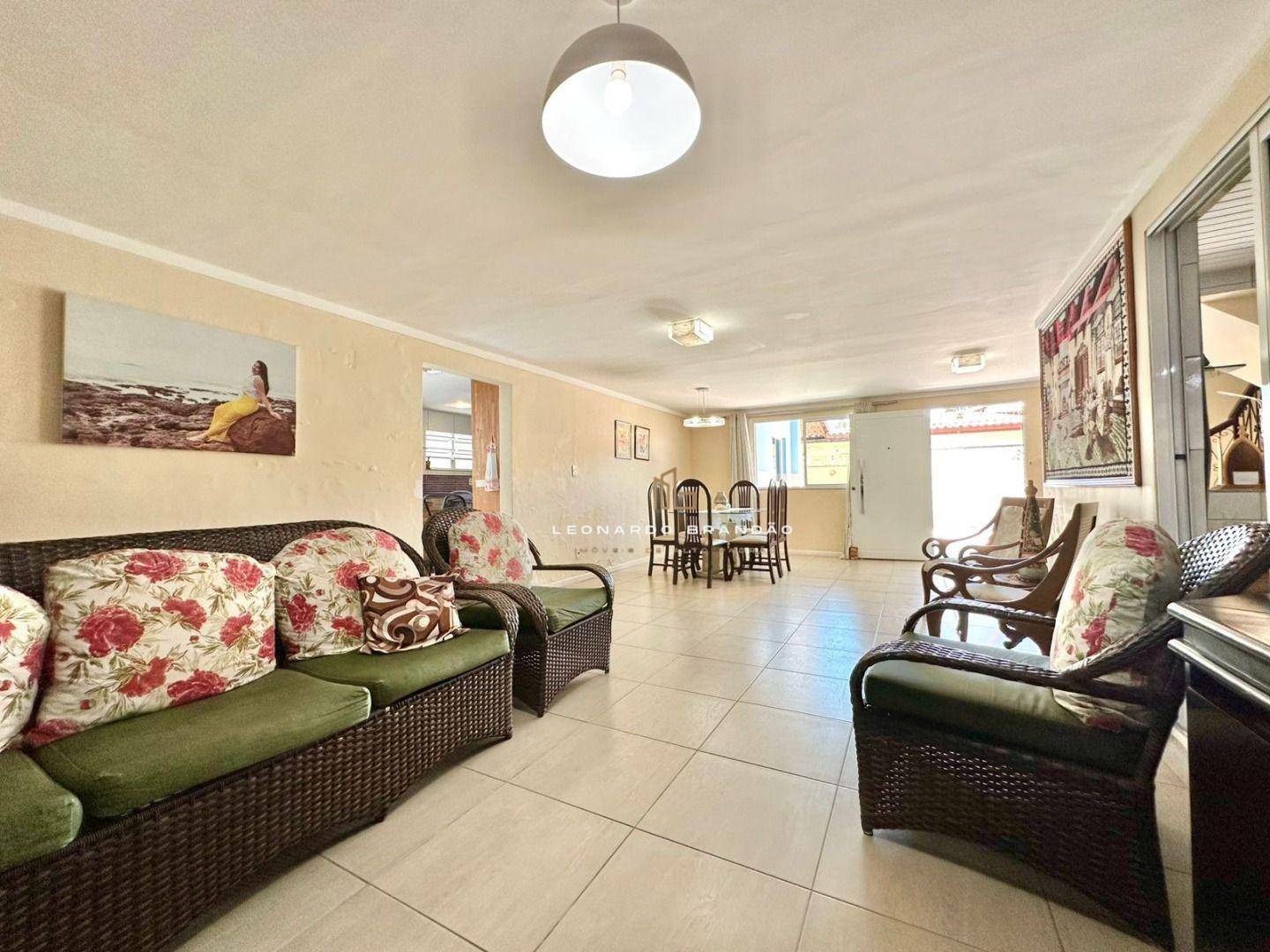 Casa à venda com 5 quartos, 438m² - Foto 9