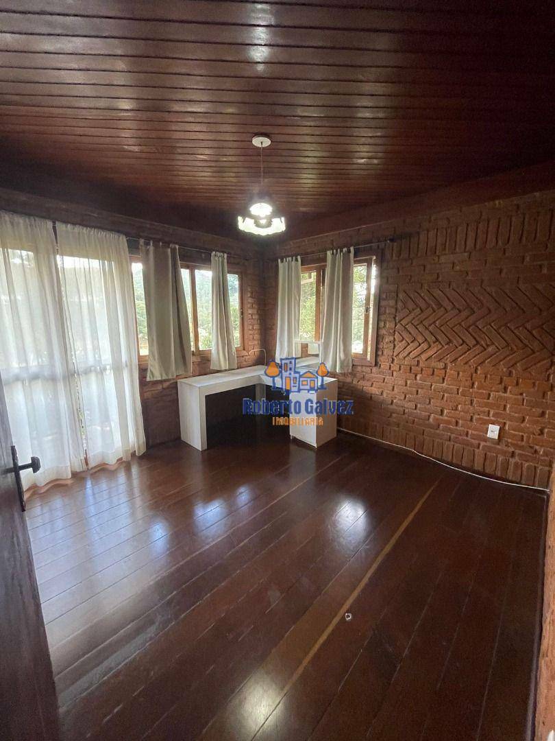 Casa à venda com 3 quartos, 188m² - Foto 9