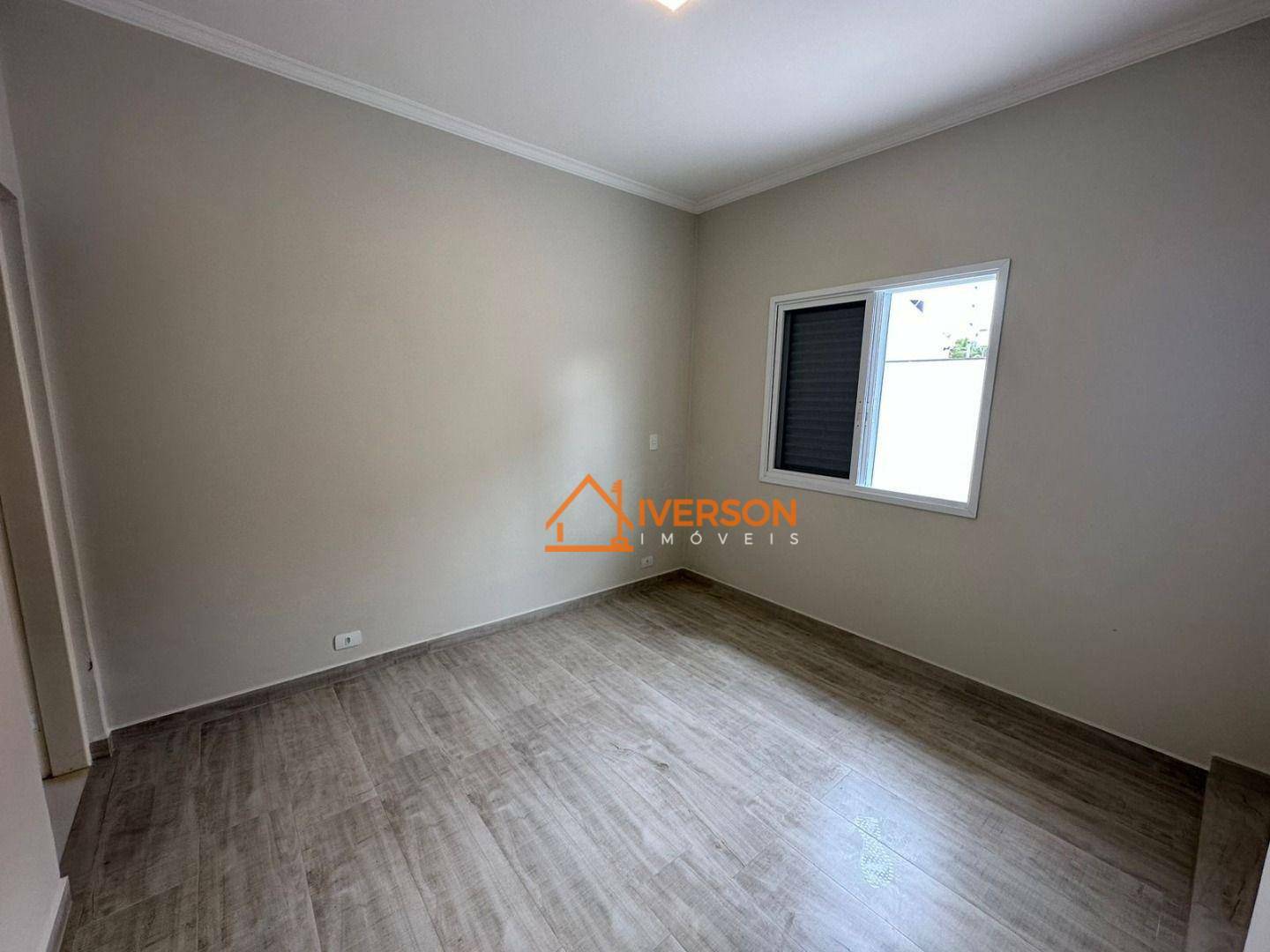 Casa à venda com 3 quartos, 150m² - Foto 14