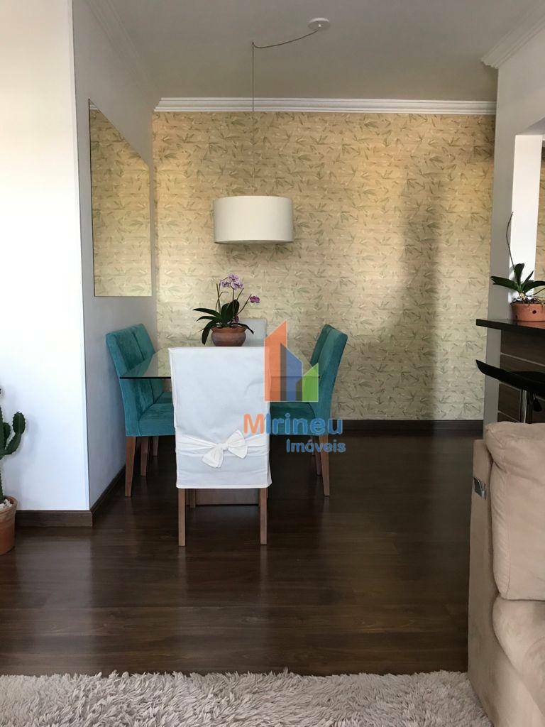 Apartamento à venda com 2 quartos, 57m² - Foto 3