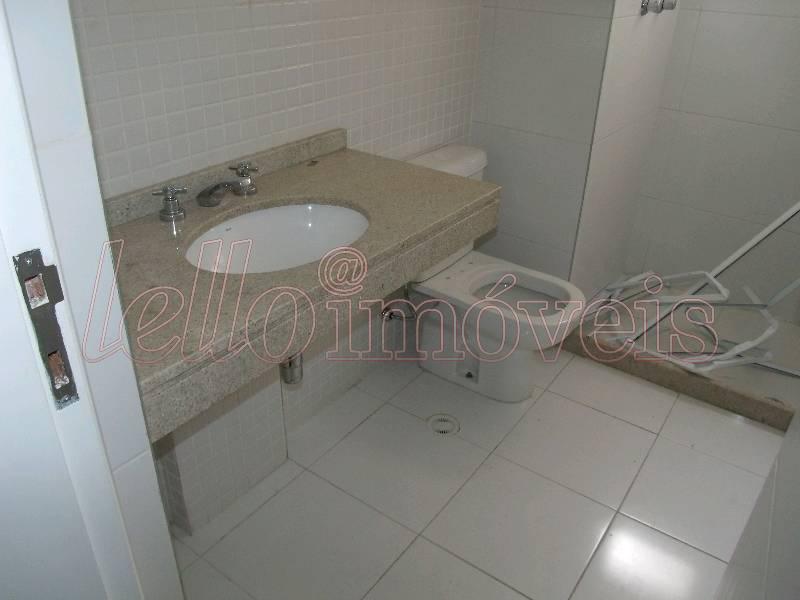 Apartamento para alugar com 3 quartos, 126m² - Foto 2