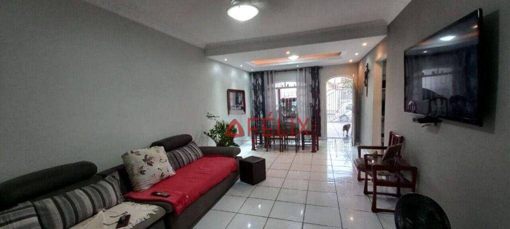 Casa, 3 quartos, 200 m² - Foto 1