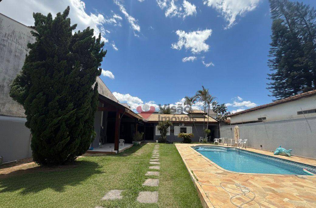 Casa, 2 quartos, 155 m² - Foto 1