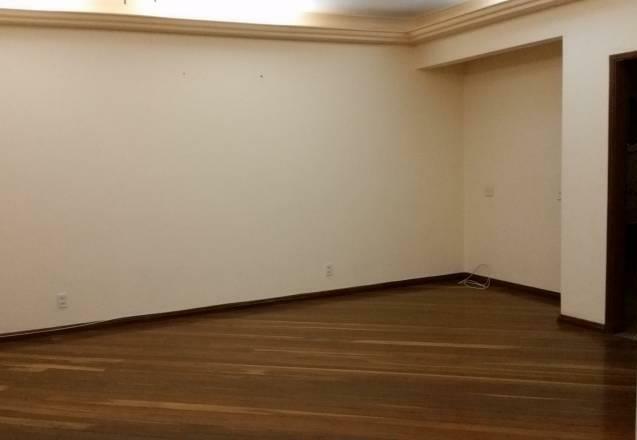 Apartamento à venda com 3 quartos, 133m² - Foto 17