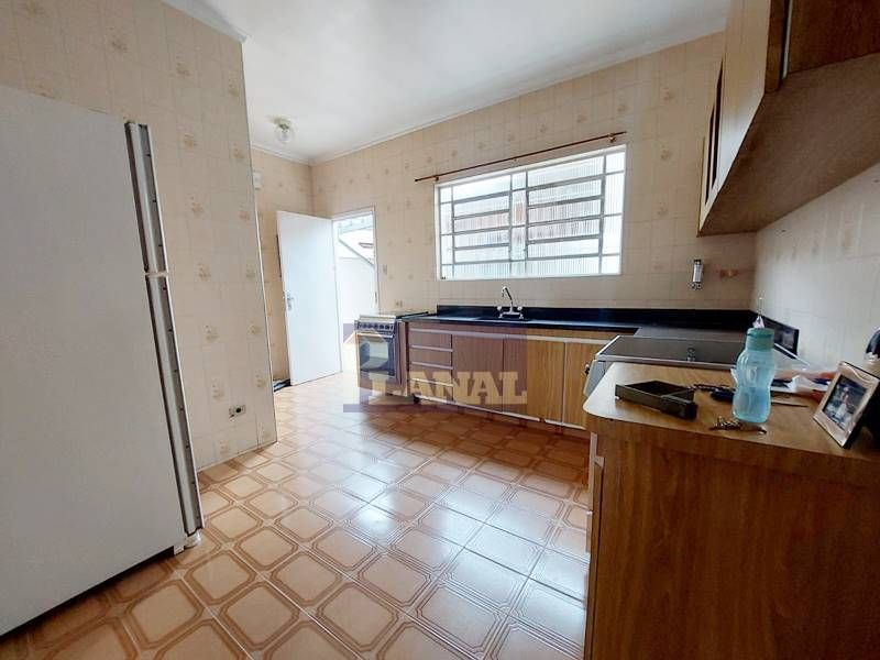 Casa à venda com 3 quartos, 159m² - Foto 12