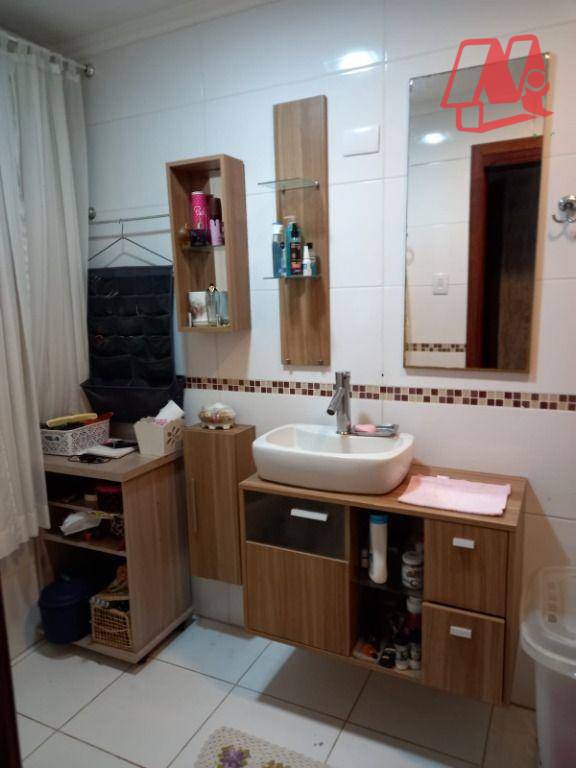 Apartamento à venda com 3 quartos, 150m² - Foto 12