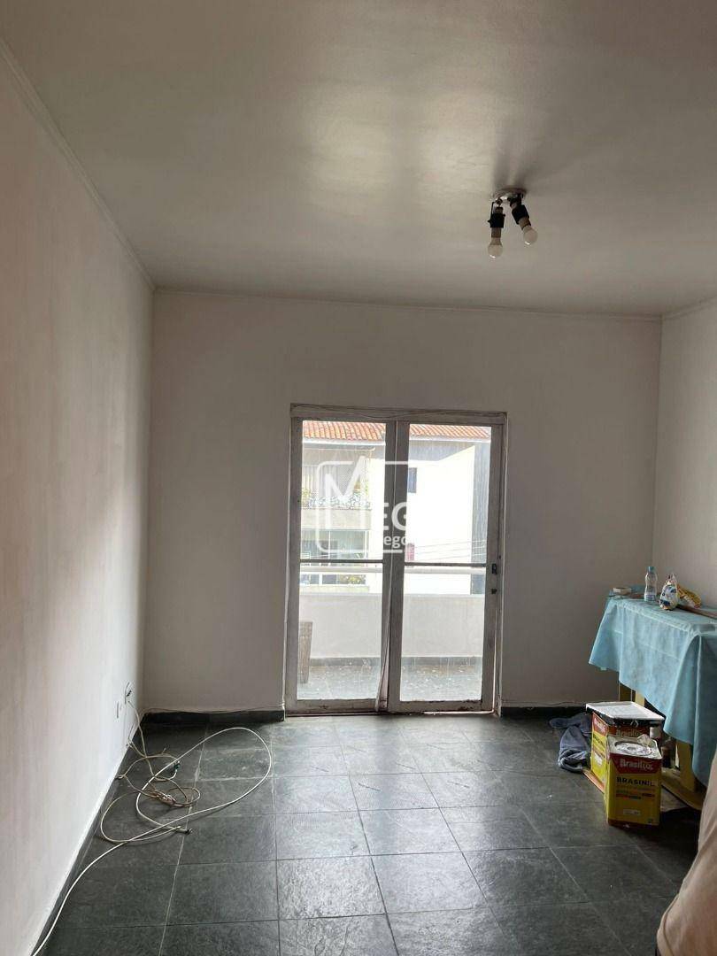 Apartamento à venda com 2 quartos, 72m² - Foto 1