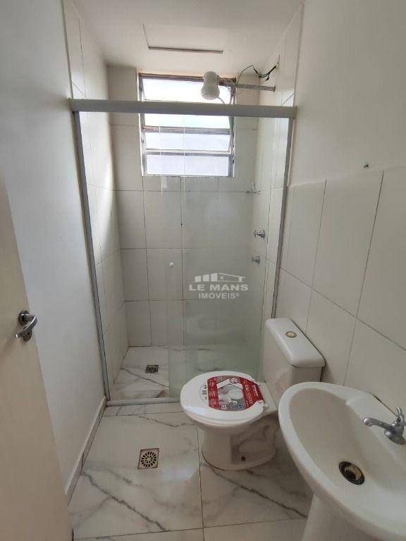 Apartamento à venda com 2 quartos, 45m² - Foto 10