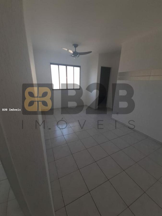 Apartamento à venda com 2 quartos, 60m² - Foto 6