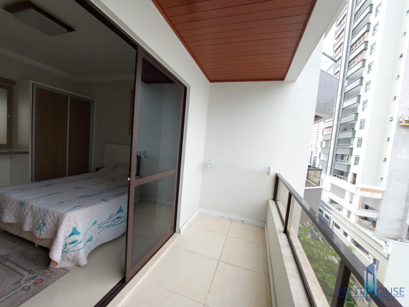 Apartamento à venda com 4 quartos, 135m² - Foto 24