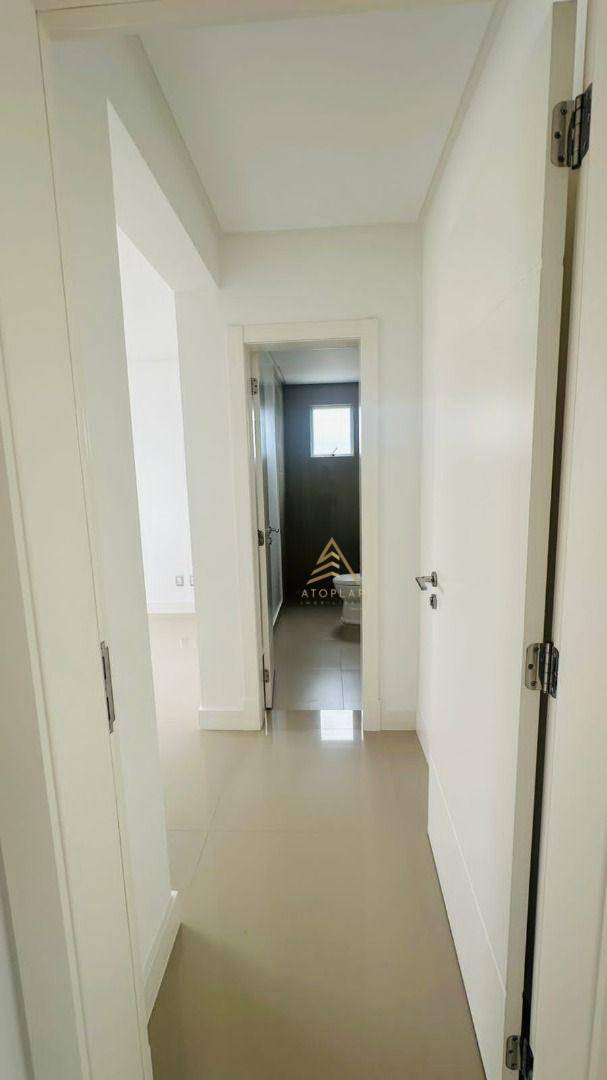 Apartamento à venda com 4 quartos, 149m² - Foto 7