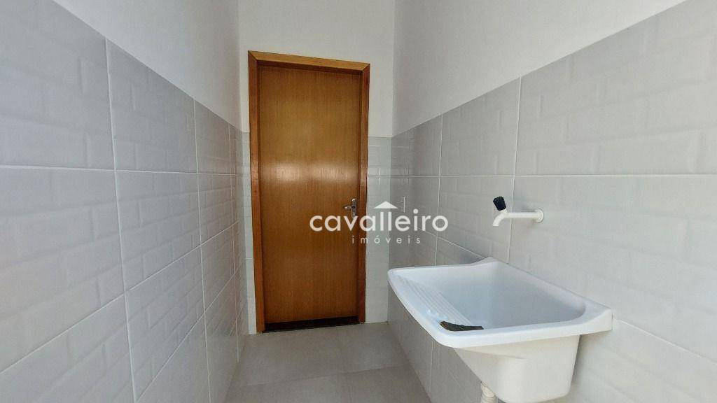 Casa à venda com 3 quartos, 75m² - Foto 11