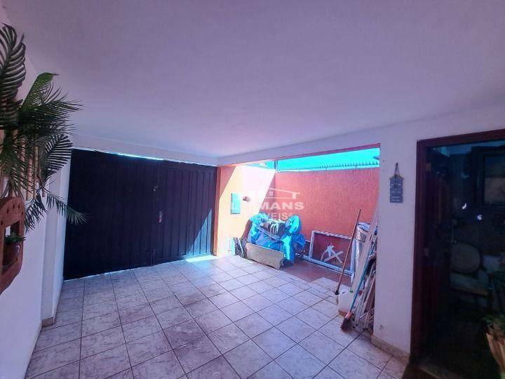 Casa para alugar com 3 quartos, 100m² - Foto 5
