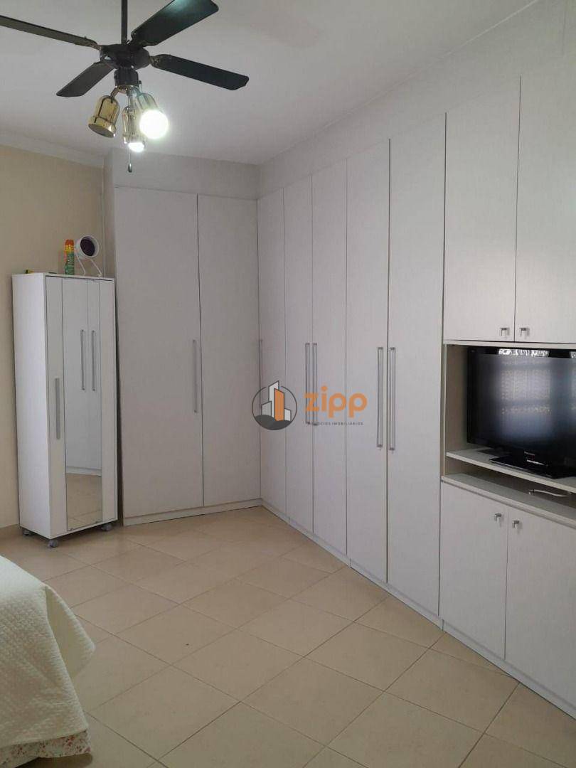 Sobrado à venda com 3 quartos, 200m² - Foto 21