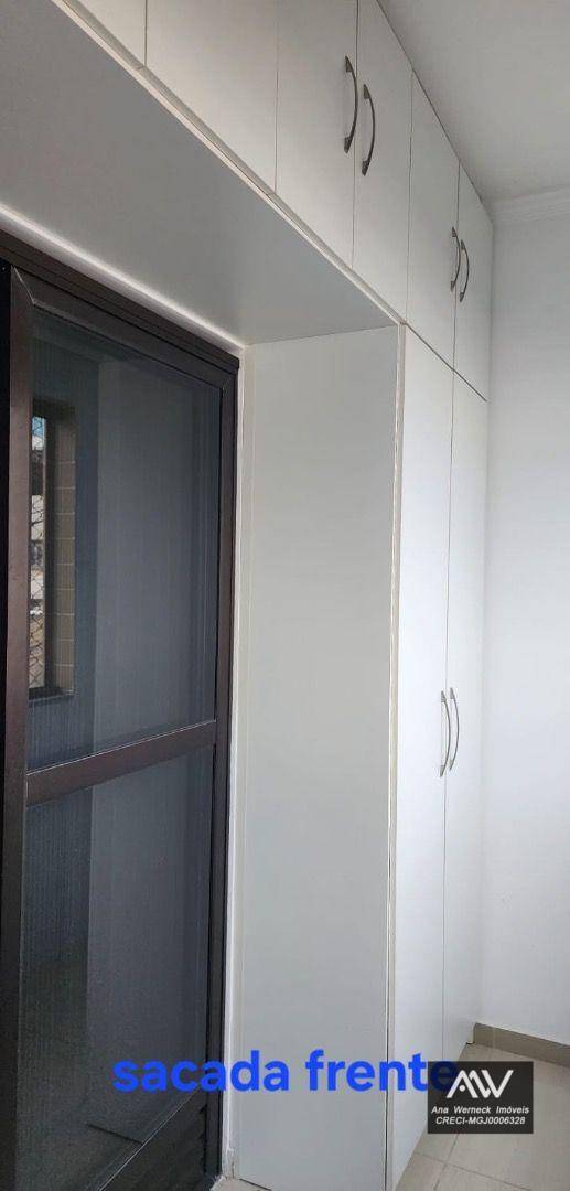 Apartamento à venda com 2 quartos, 75m² - Foto 11