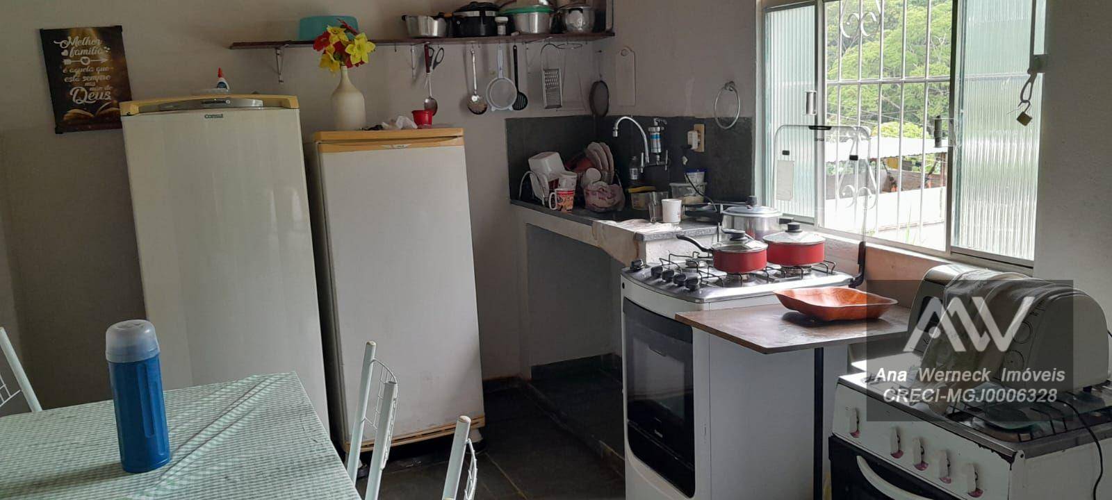 Casa à venda com 2 quartos, 180m² - Foto 6