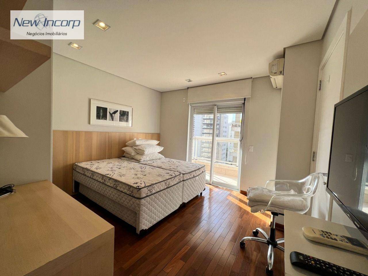 Apartamento para alugar com 2 quartos, 134m² - Foto 15