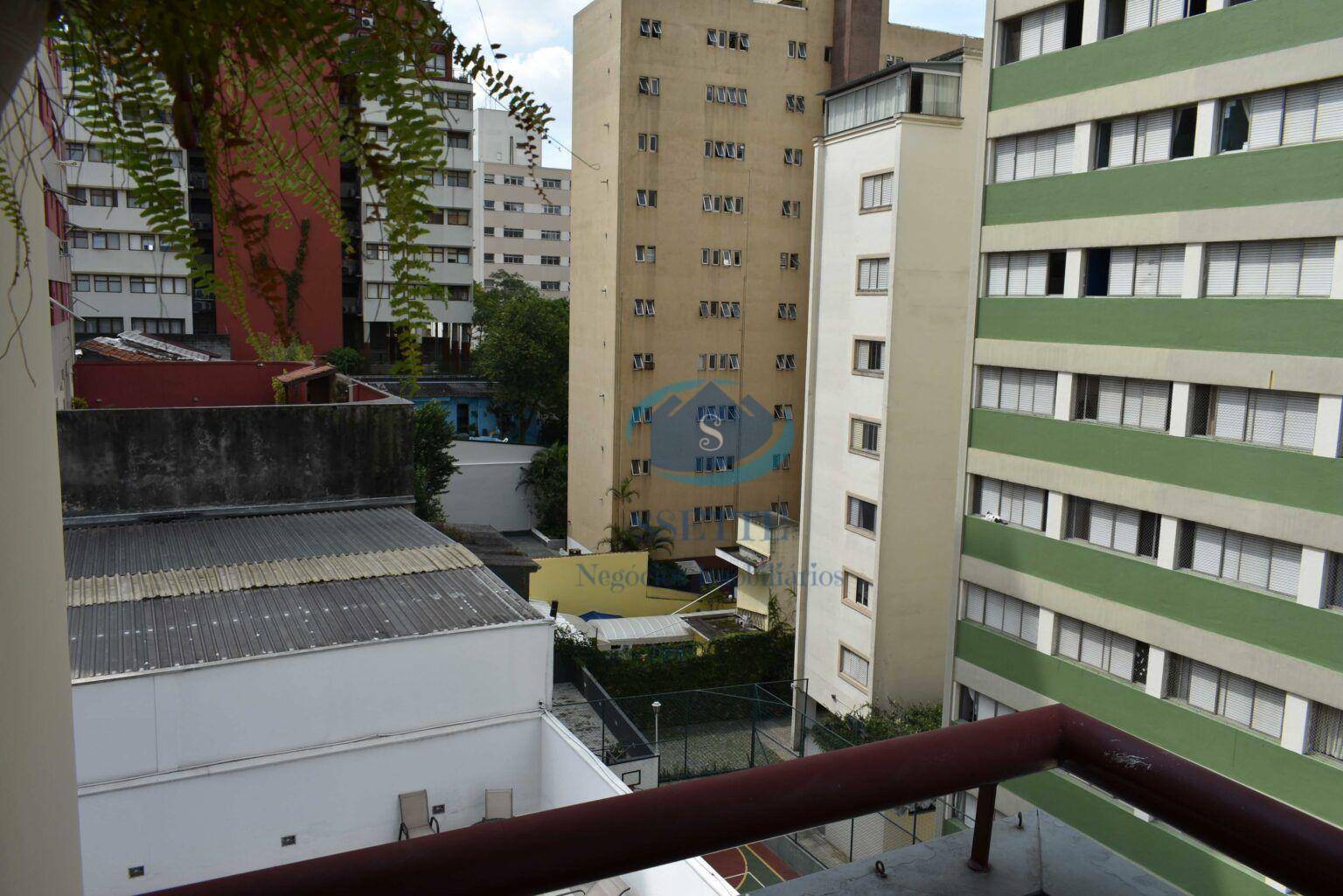 Apartamento à venda com 3 quartos, 93m² - Foto 3