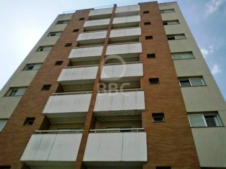 Apartamento à venda com 2 quartos, 69m² - Foto 1