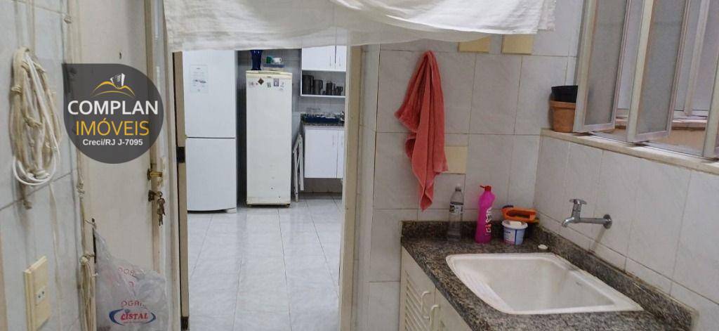 Apartamento à venda com 3 quartos, 236m² - Foto 41