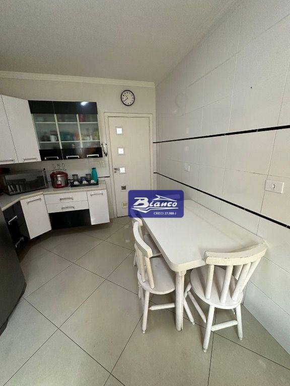 Sobrado à venda com 3 quartos, 220m² - Foto 27