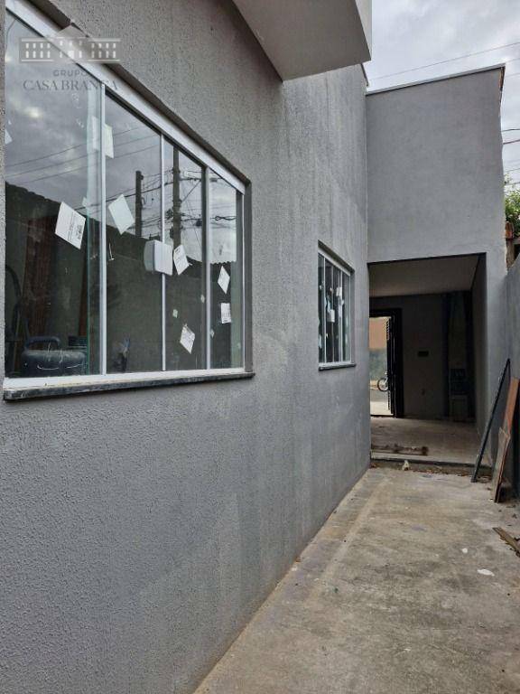 Casa à venda com 3 quartos, 85m² - Foto 1