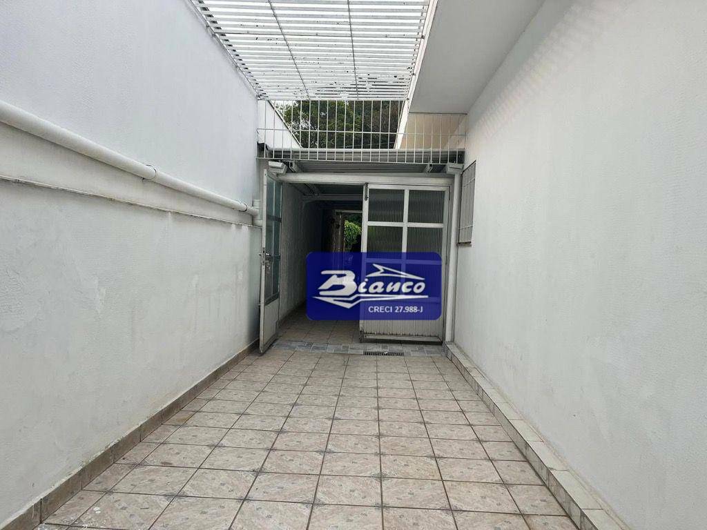 Casa à venda com 3 quartos, 142m² - Foto 4