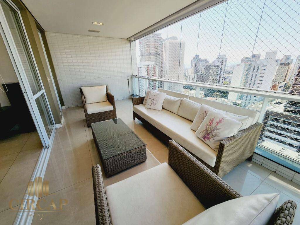 Apartamento à venda com 4 quartos, 225m² - Foto 6