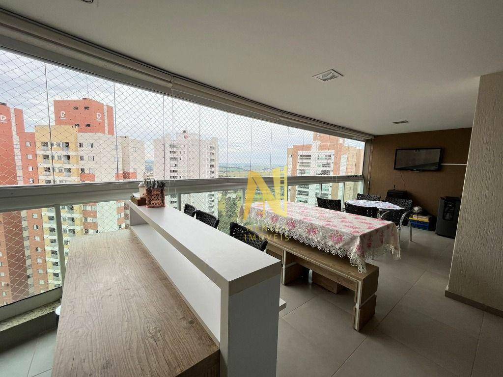 Apartamento à venda com 3 quartos, 165m² - Foto 4